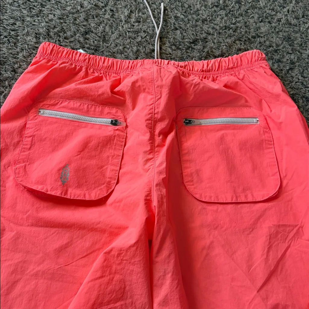 FP Movement NWT Fly by Night Pants Size Small Neon Pink - Image 8