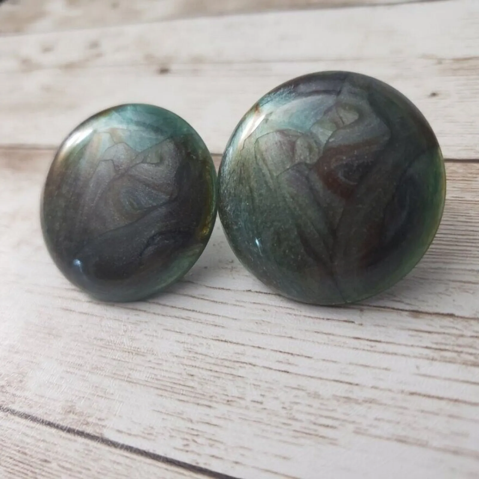 Vintage Clip On Earrings - Image 2