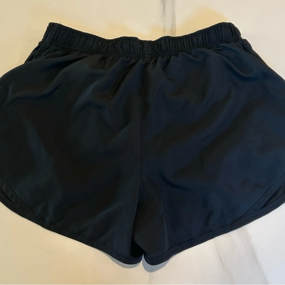 Nike Dri-Fit Shorts Running Work Out Gym Athletic Size Medium - Image 3