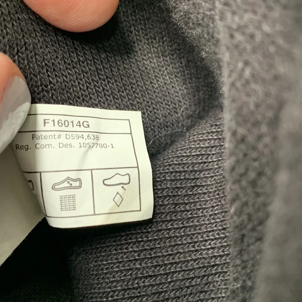 UGG Lyla Classic Leather Knit Sequin Black / Gold Women's Boots S-046 Size 7 - Image 7