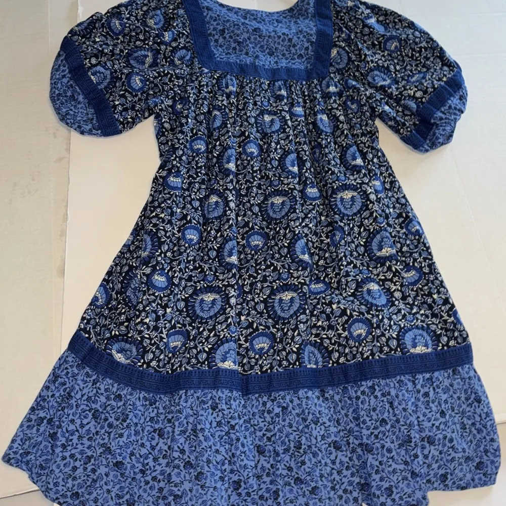 OLD NAVY SHADES OF BLUE DRESS VNECK PUFF SHORT SLEEVES FULLY LINED XS 
2 TASSELS - Image 9