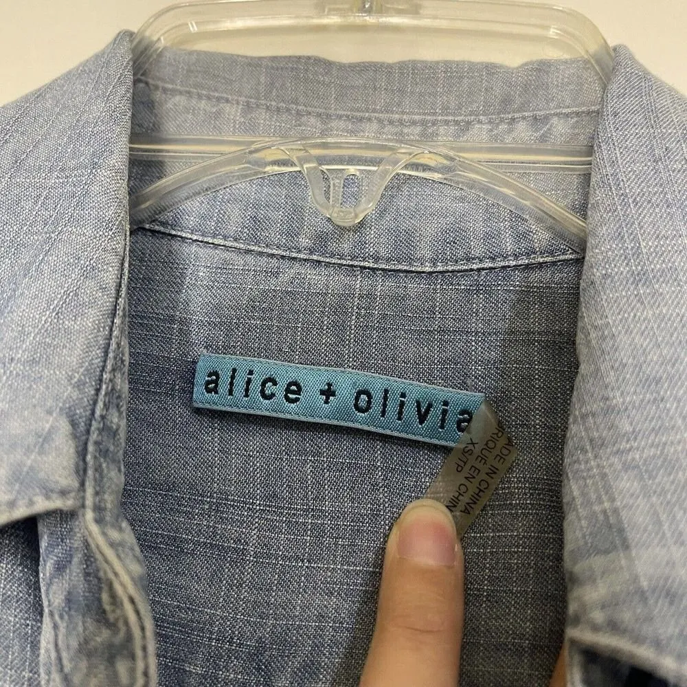 ALICE AND OLIVIA Sleeveless bue Denim button up shirt size XS - Image 2
