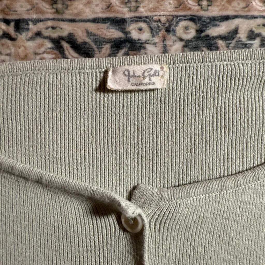 Brandy Melville Light Green Cropped Button Down - Image 3