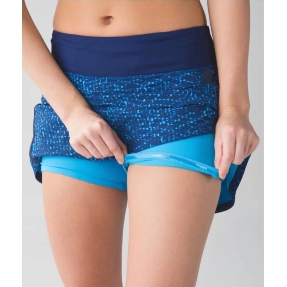 Lululemon Run Pace Rival Skirt in Elegant Samba Snake Kayak Blue Size 4 Reg - Image 6