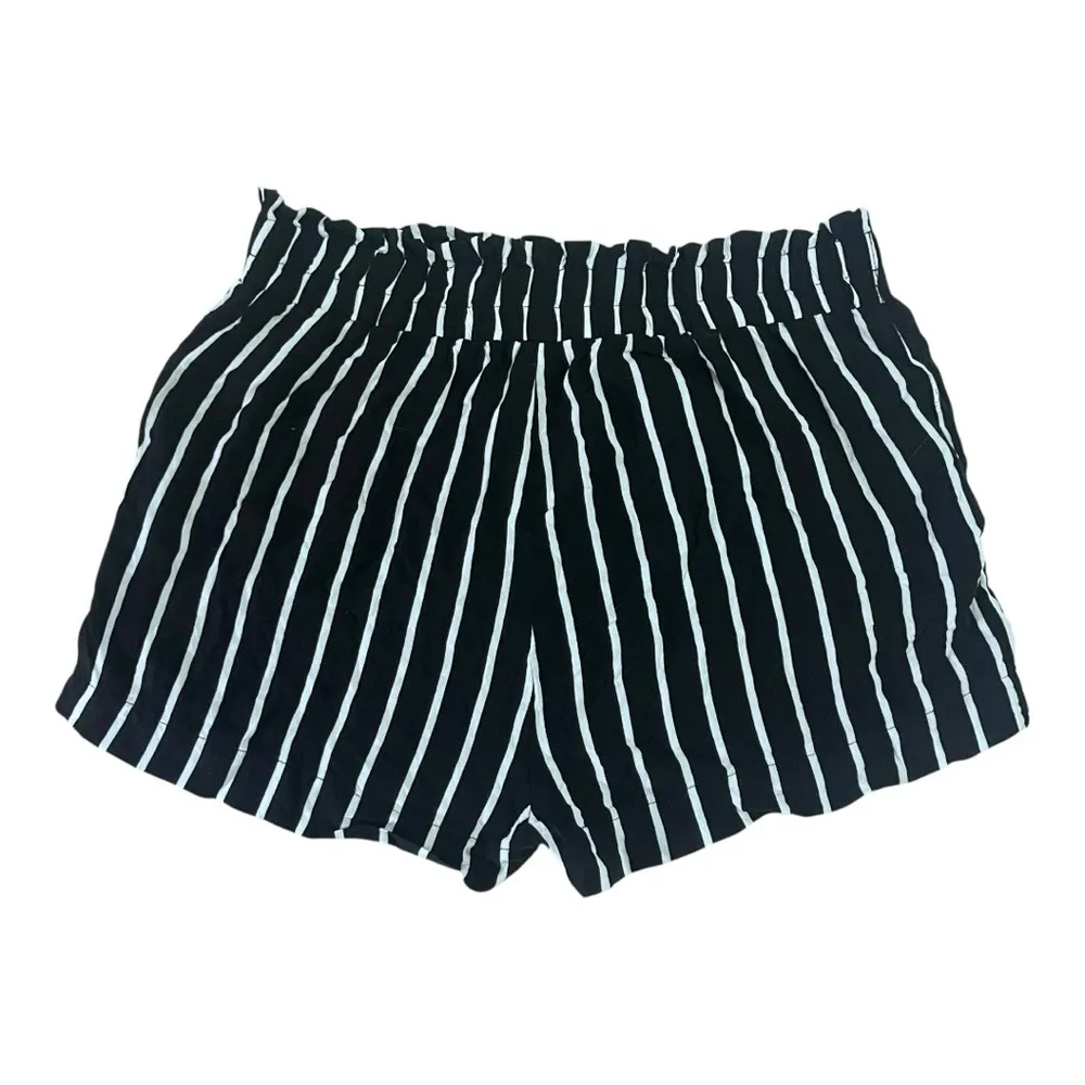 Ambiance Black White Striped Paperbag Shorts Large Mod Boho Chic Indie Vanguard Black - Image 2