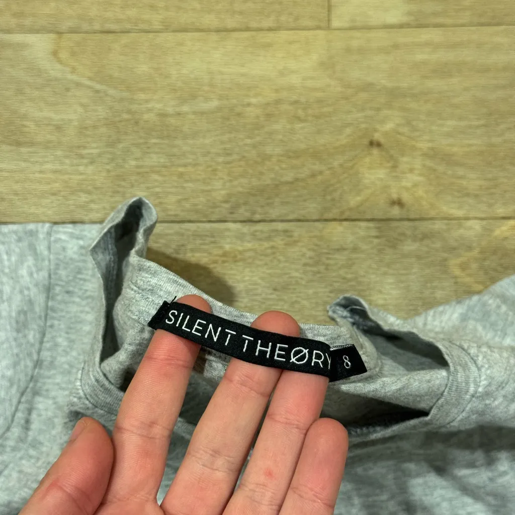 Silent Theory Basic Grey Shirt Size 8 (Small) Australian Brand Gray - Image 2