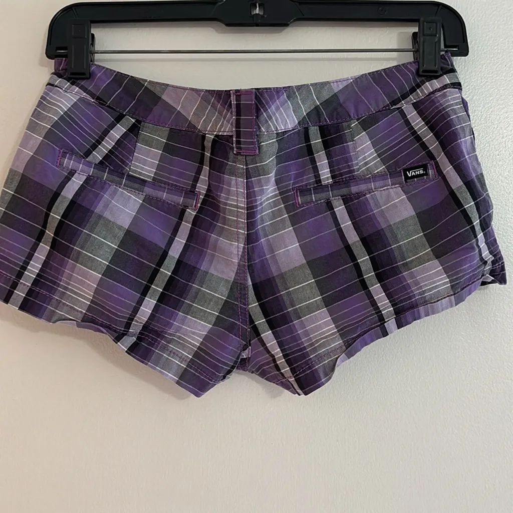 Vans plaid shorts, size 3‎ - Image 3