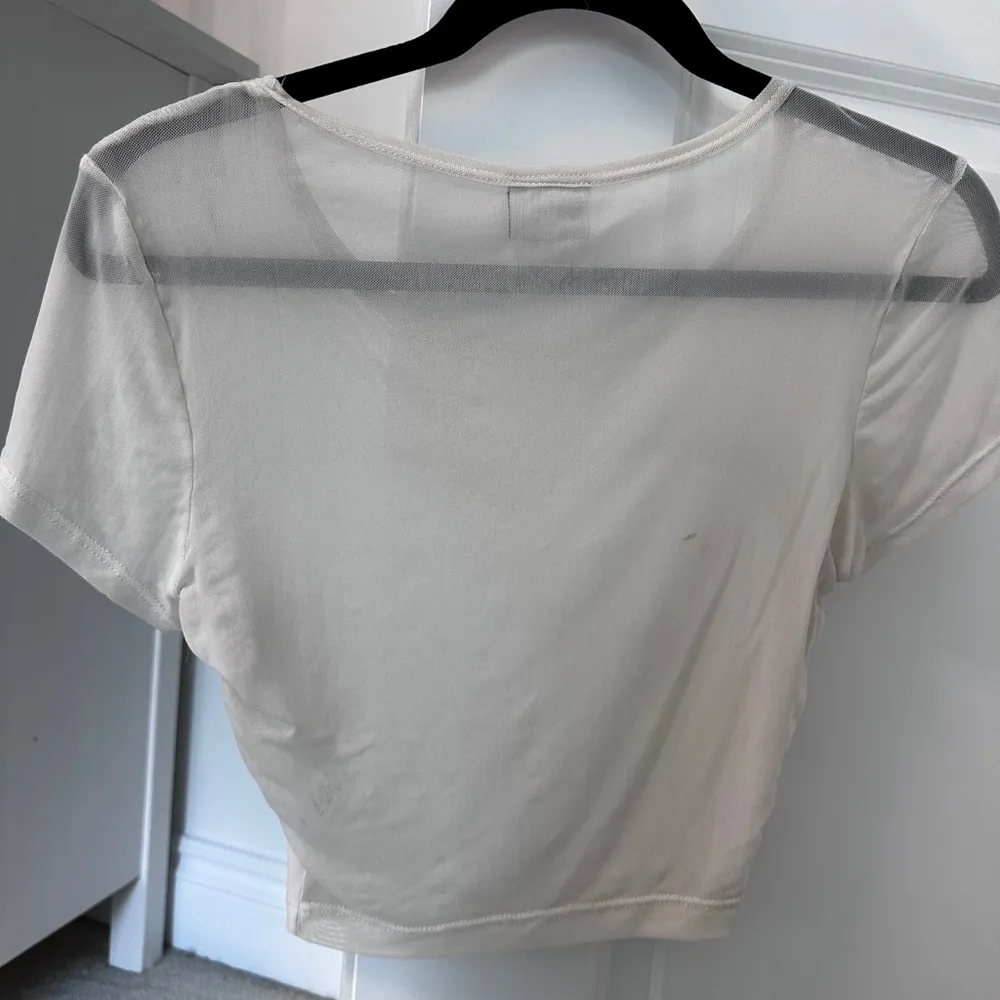 LA hearts mesh sweetheart crop top - Image 5