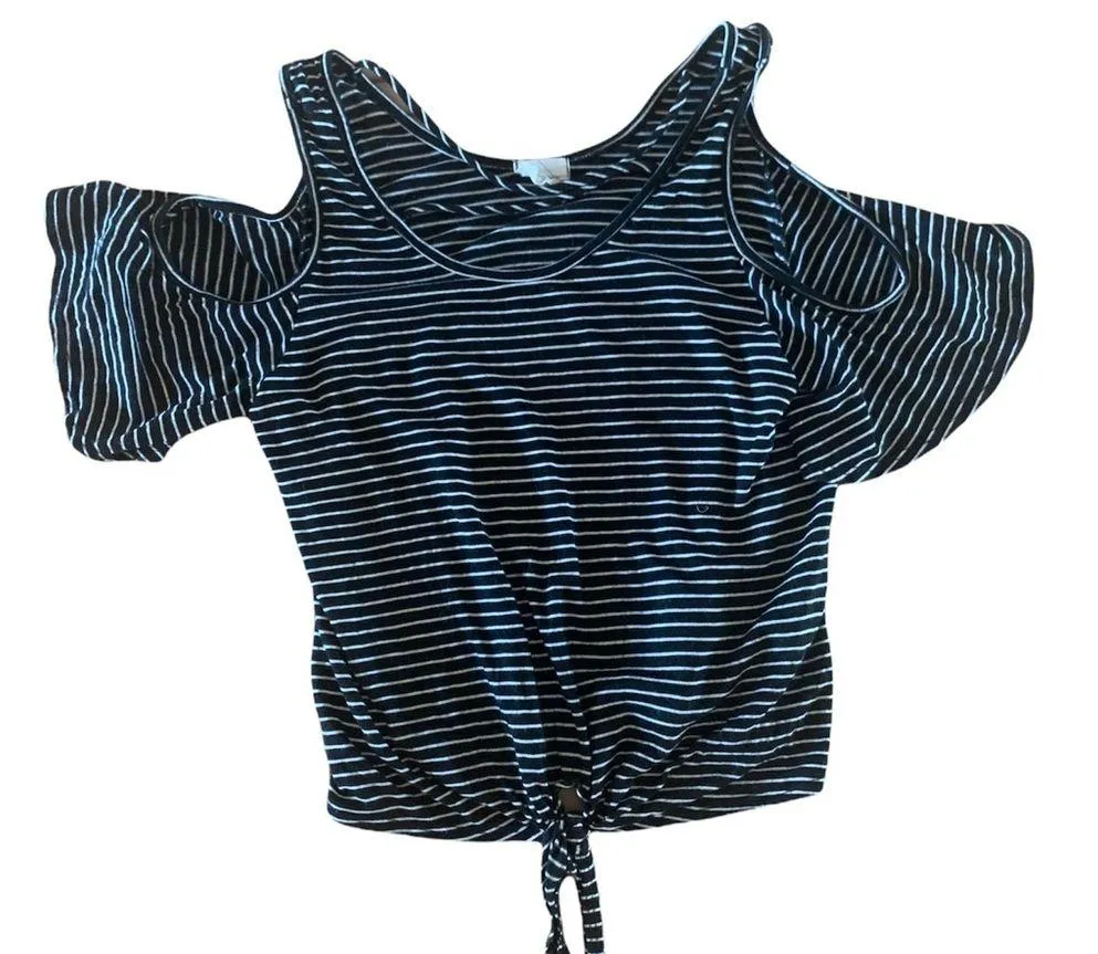 Caution to the Wind Top Striped Knit Shirt Tie Knot Womens Medium - Image 3