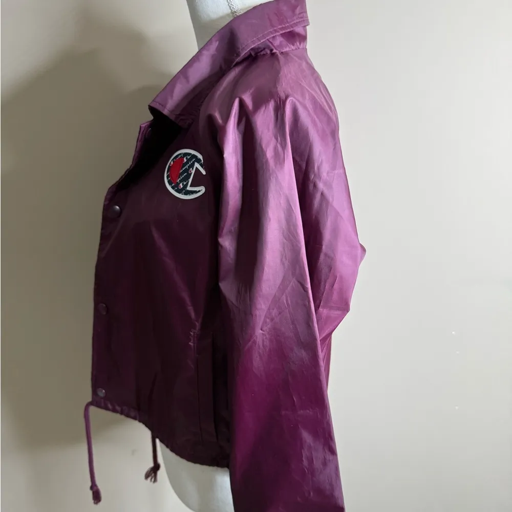 Burgundy cropped champion jacket size medium - Image 9