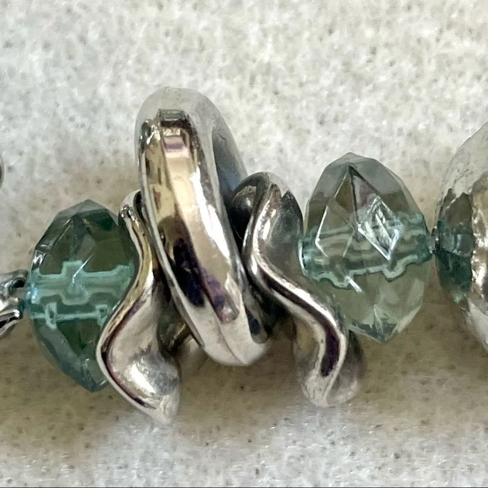 Silver tone and light green modernist necklace - Image 11