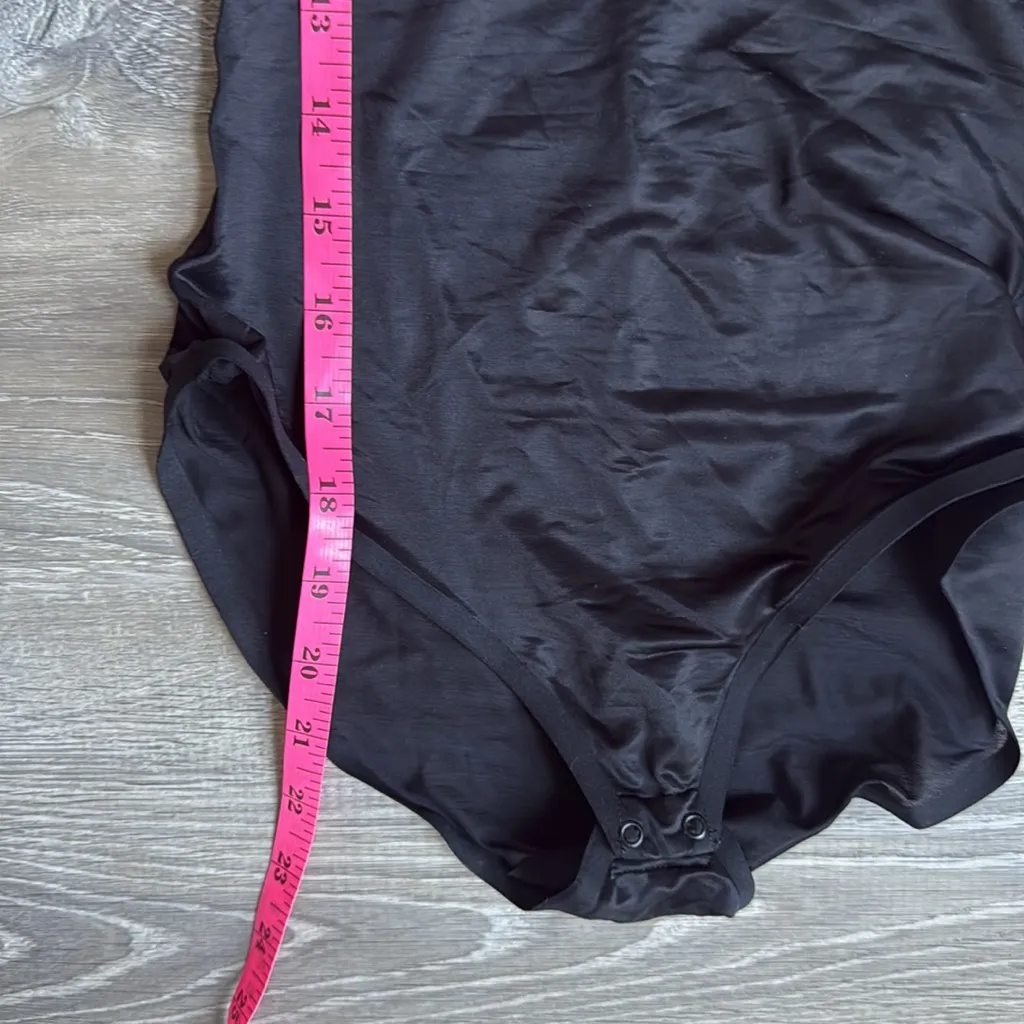 NEW Wolford Sheer Touch Forming Body 36B Black Size undefined - Image 8