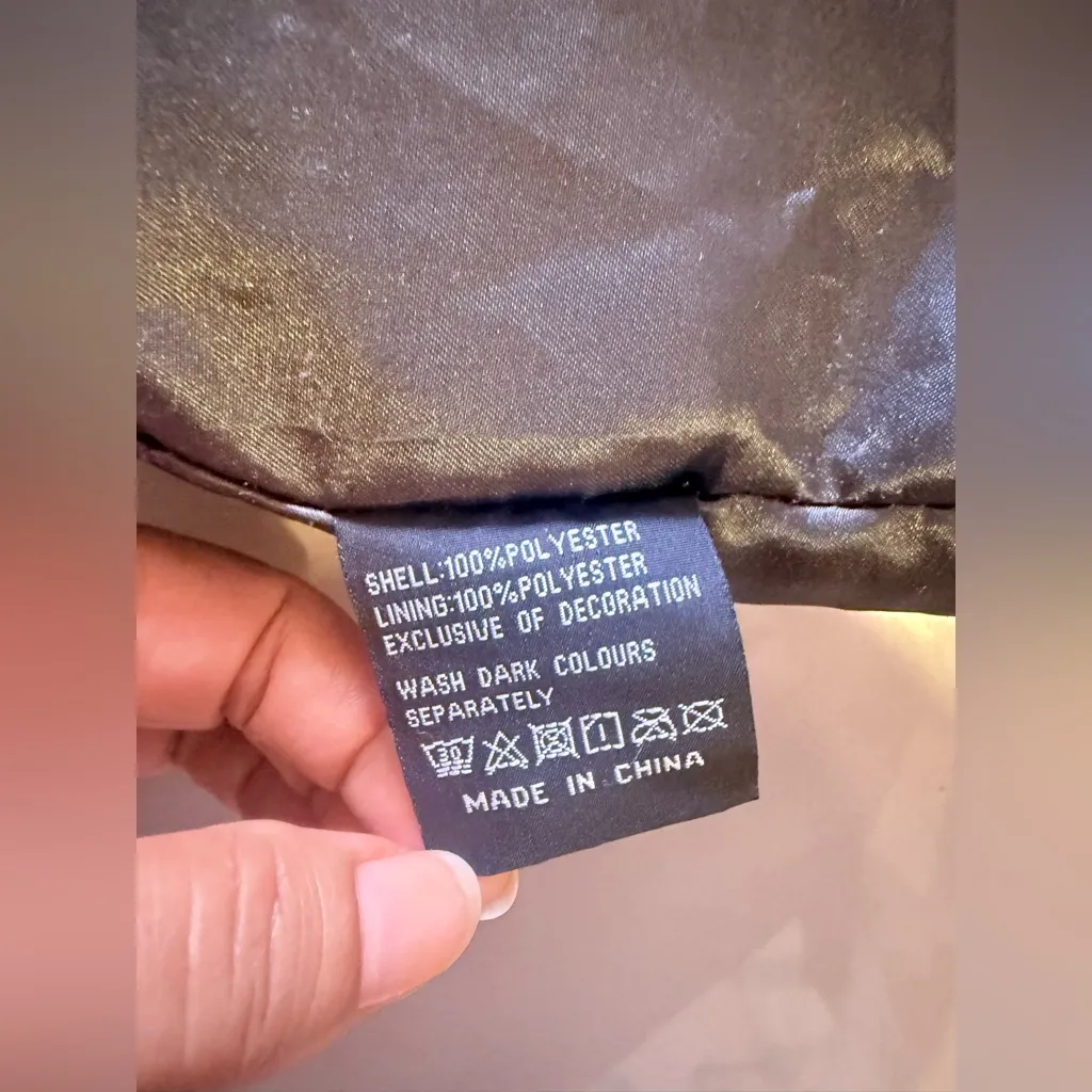 Elegant Gray Faux Fur Trimmed Women's Coat size 1X drawstring waist full zipper - Image 5