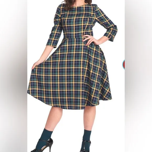 New Sweet Joy Heart Dress Size 2X Heart Cut Out in Back Pickets, 3/4 Sleeves - Image 2