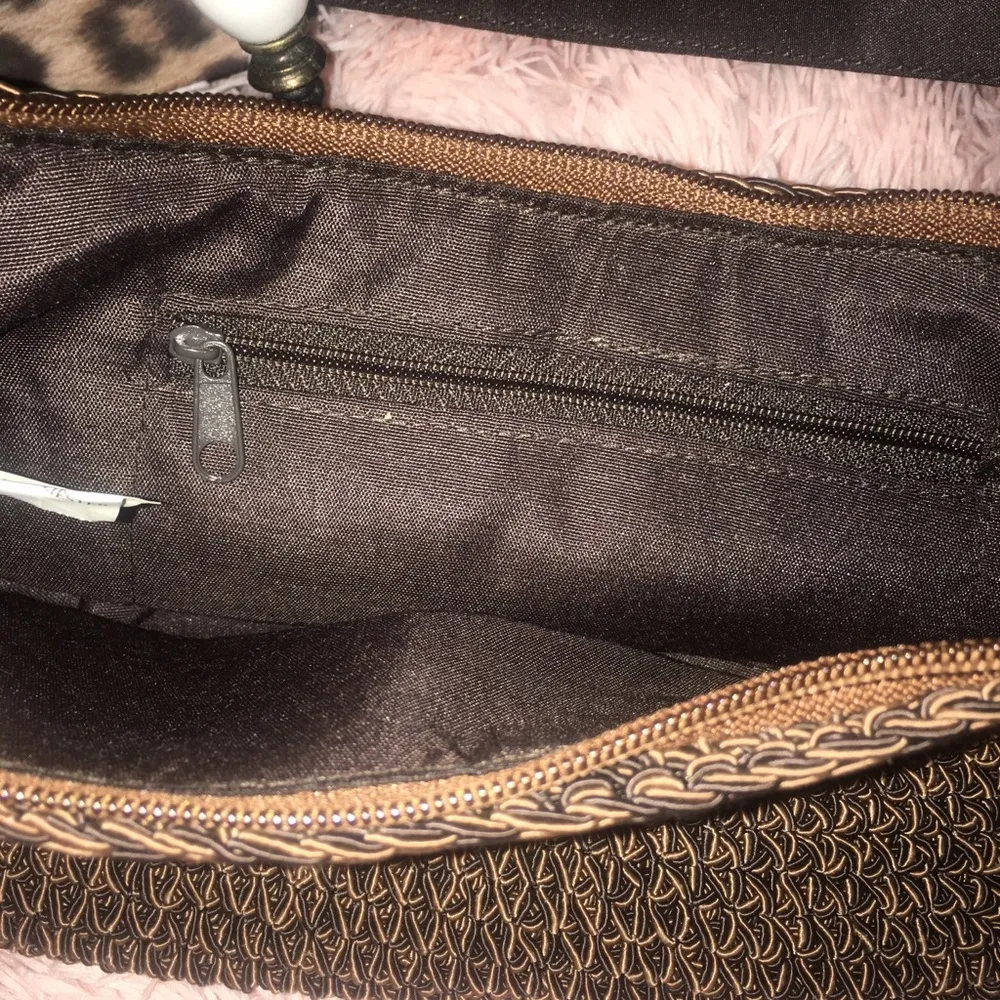 Connections New Chic Trendy Minimalist Woven Fabric Baguette Shoulder Handbag Brown - Image 2