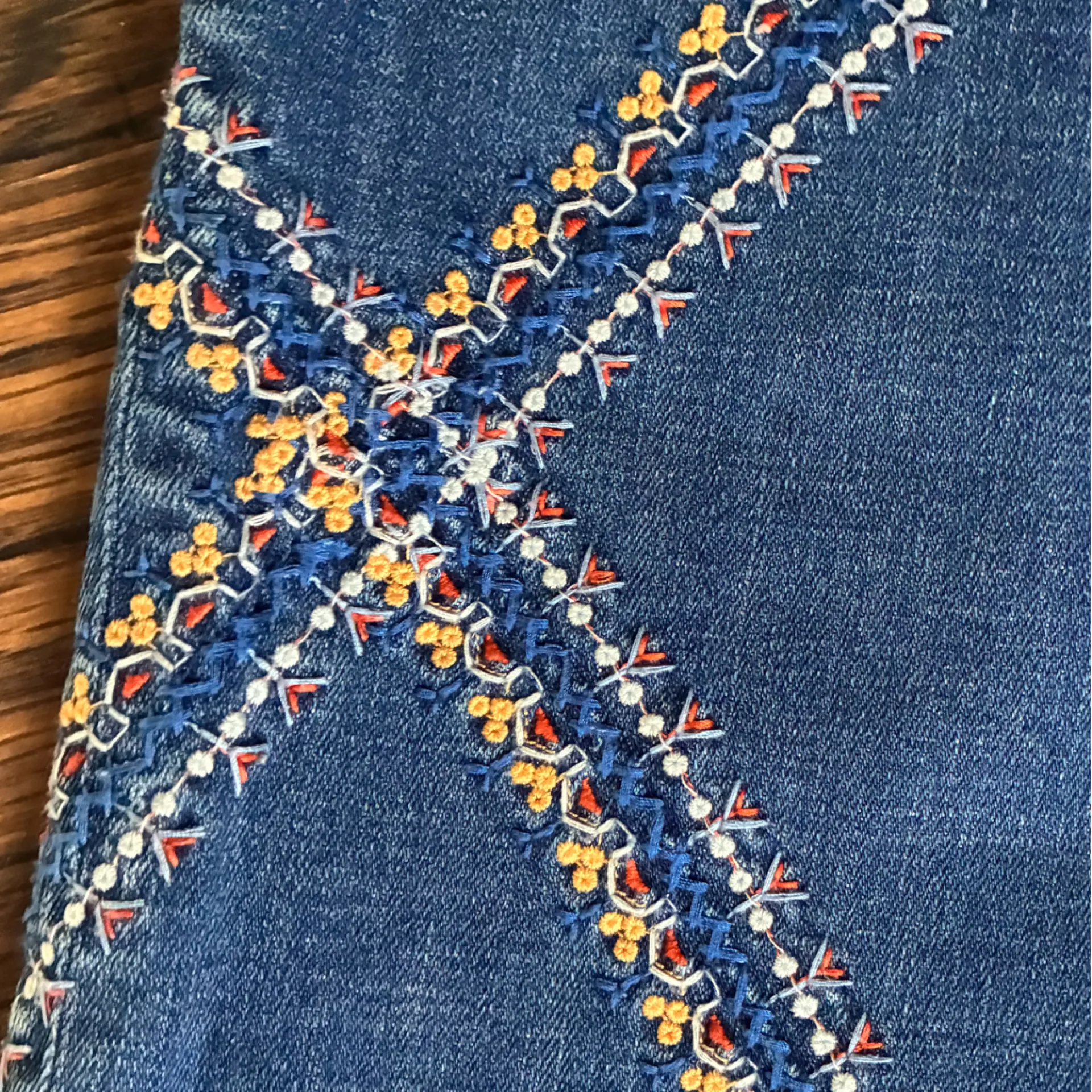 Chico’s So Slimming Girlfriend Slim Leg Crop Embroidered Blue Jeans - Image 5