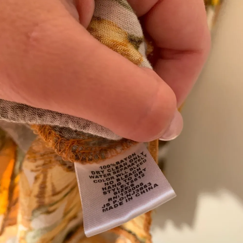 Entro Sunflower Tunic size Small - Image 5