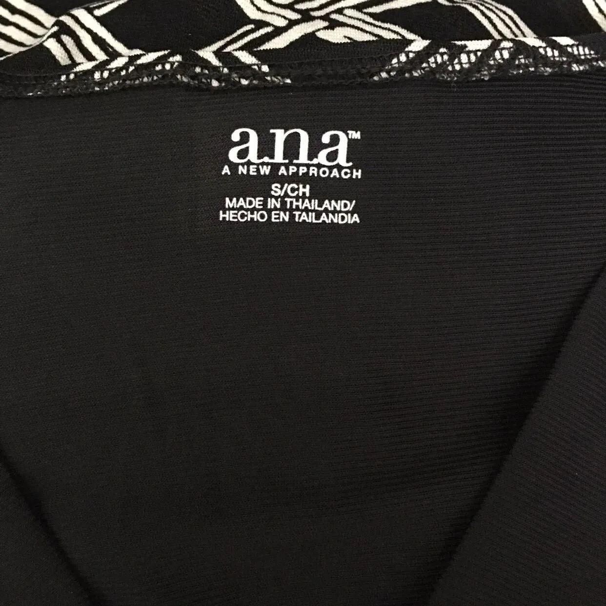 Ana Top S 4 6 Fit Flare Tank Black White Lattice Print V Neck Sleeveless Career‎ - Image 3