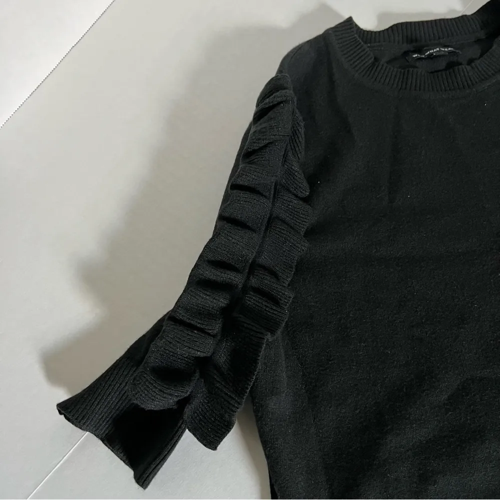 ruffle sleeve crew neck knit short sleeve sweater black xs - Image 5