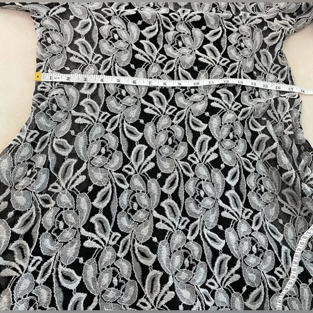 Free People Flower Lace Slip Dress Black White
Size S Embroidered Half Sleeve - Image 5
