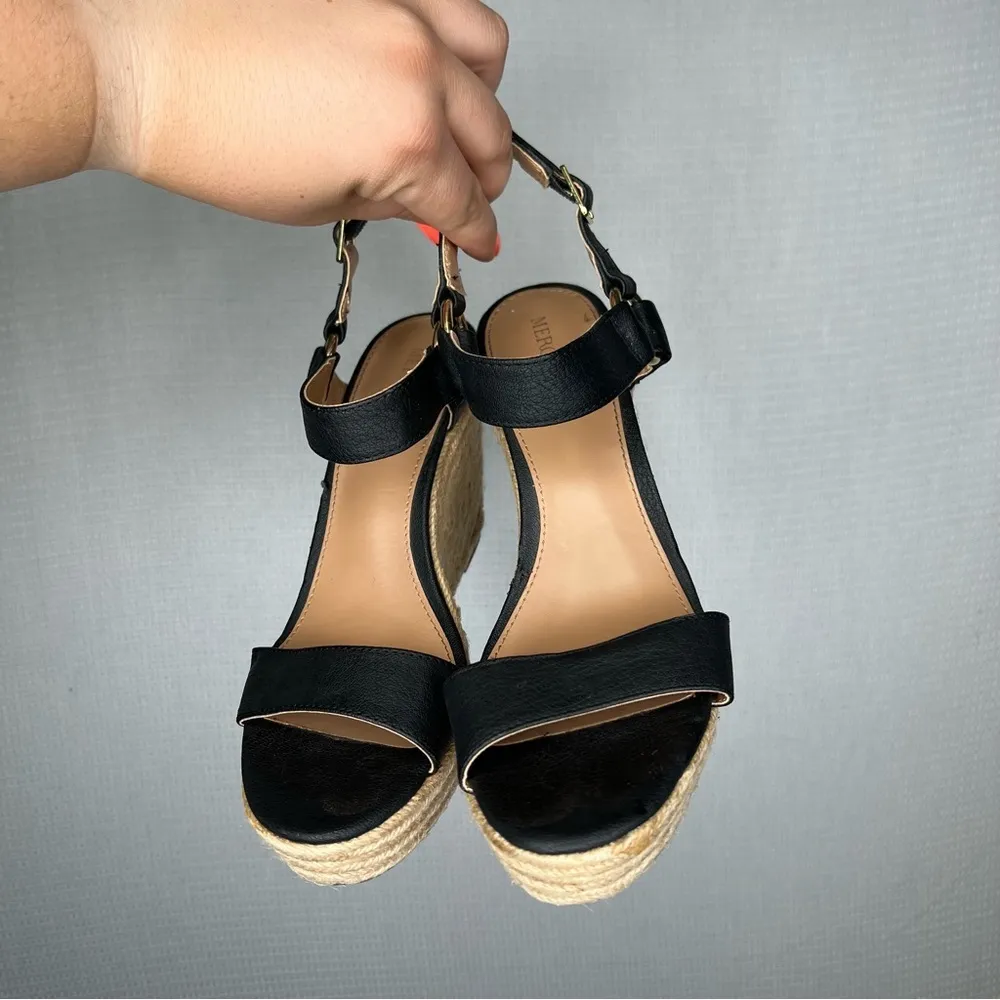 Merona | Woman’s Black Jute Wedge Heels 8.5 Tweed - Image 2