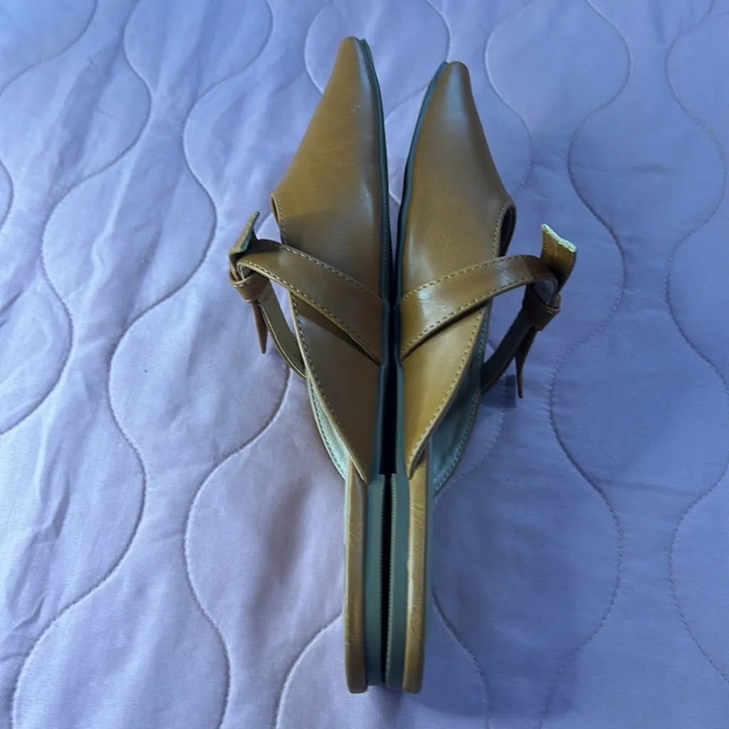 Shoes women . New ,Elegant Brown Mules with Pointed Toe and Low Heel Size 8.5 - Image 16