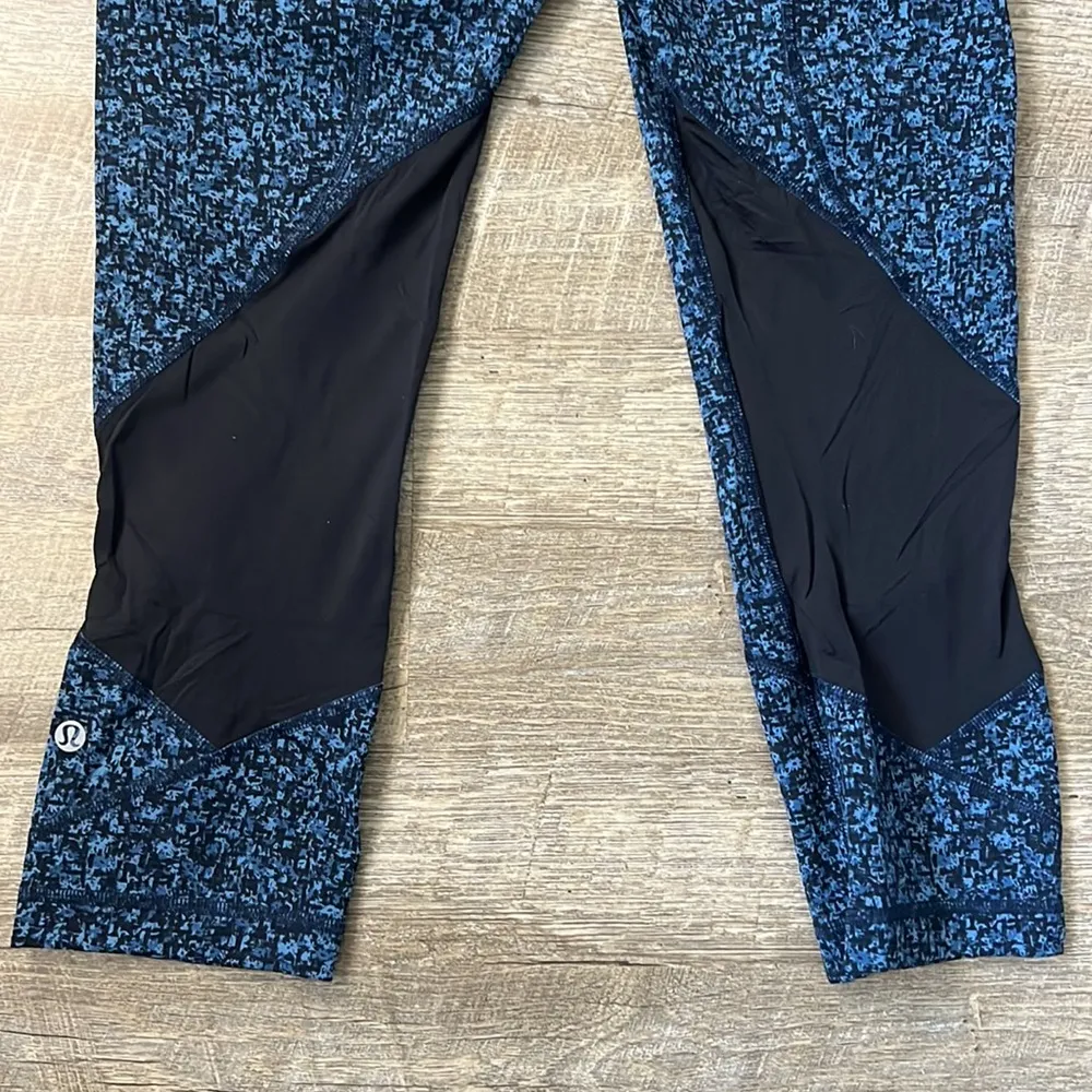Lululemon Athletica Pace Rival Crop Daisy Dust Illuminight Black/Black Size - Image 5