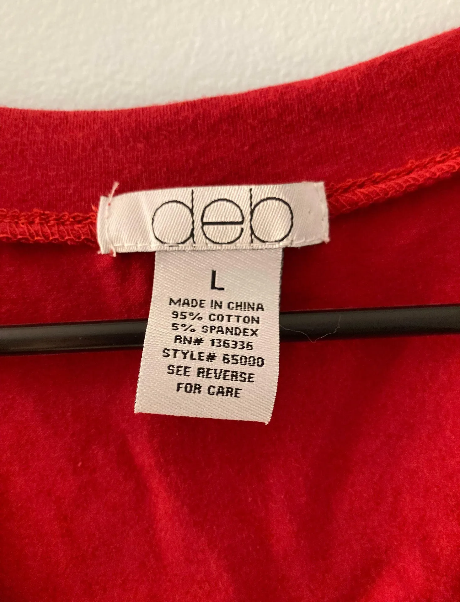 Vneck Tshirt Red Size L - Image 3