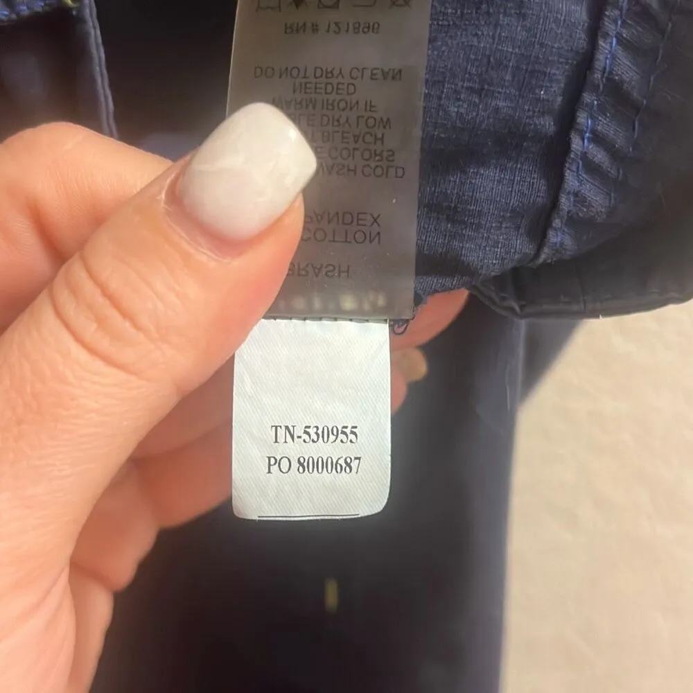 ✨Title Nine Blash Capri Navy Sz 8 Pants✨ - Image 6