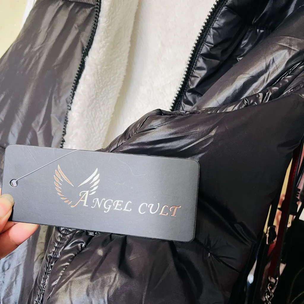 Black Puffer Vest Size undefined - Image 4