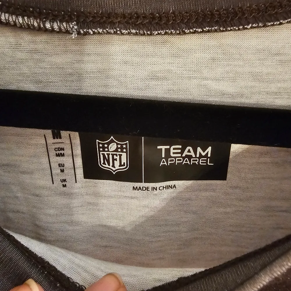 Cleveland Browns NFL Medium Ladies Soft Tshirt - Image 3