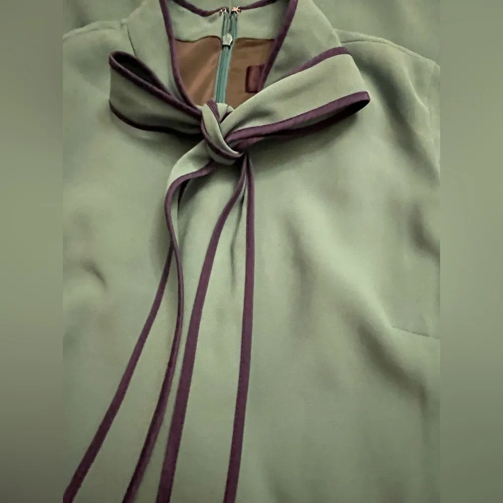 J.Crew Bow Tie Neck Dress in 365 Crepe Cap Sleeve Green - Image 4