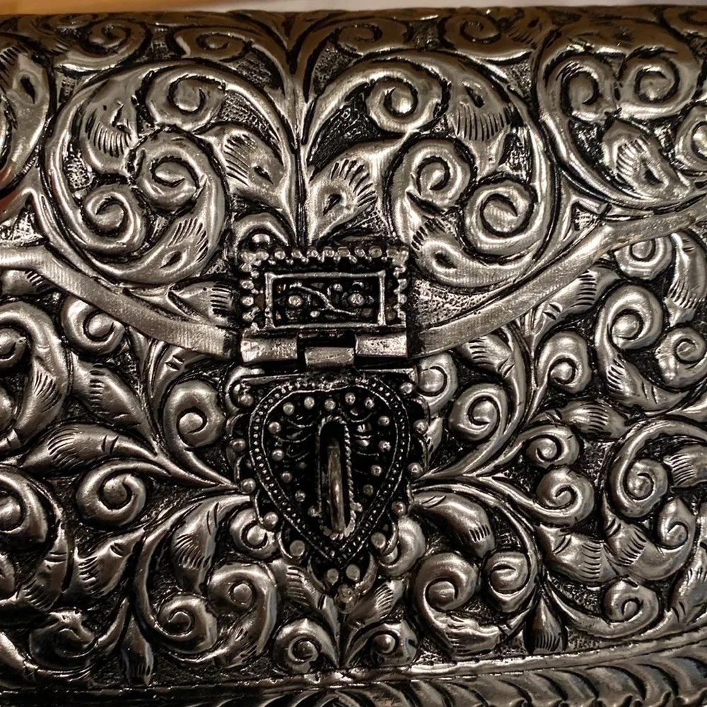 From St Xavier Riley Clutch silver tooled metal bag sold out on revolve - Image 6