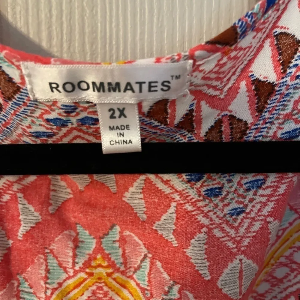 Roommates 100% rayon 3/4 sleeve open front cardigan. - Image 3