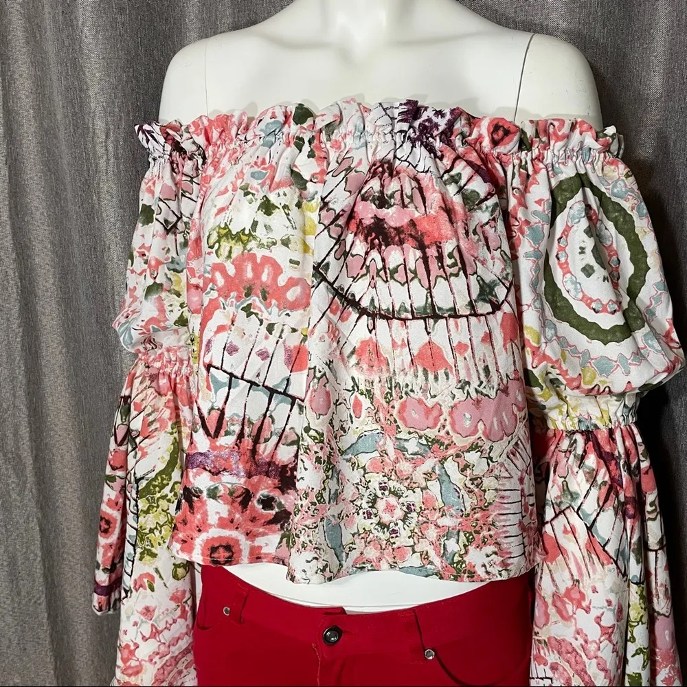 Live 4 Truth Floral Bell Sleeves Colorful Crop Top - Image 3