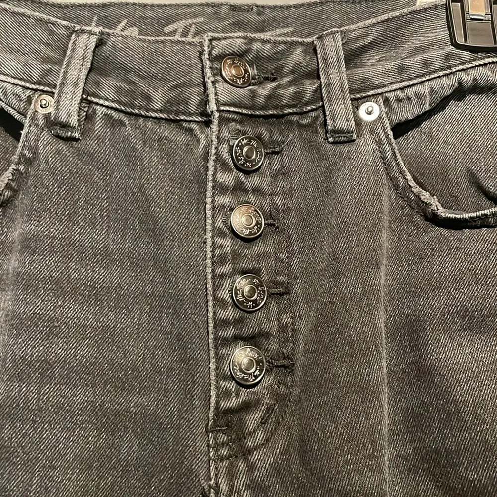 We The Free- High Rise Black Distressed Faded Button Fly Raw Hem Jeans- Size 28R - Image 5