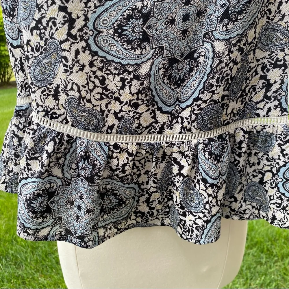 Sans Souci cold shoulder short Top - Image 6