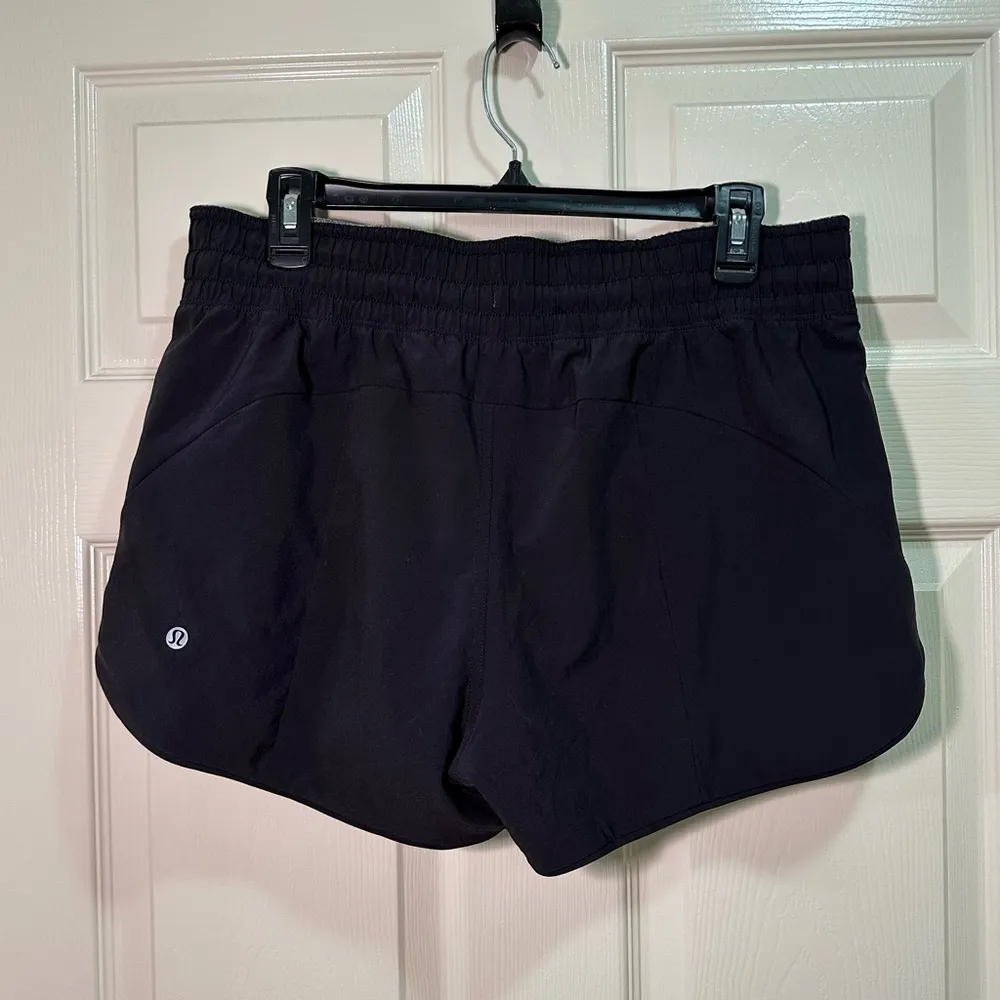 Lululemon Choose a Side Reversible Shorts Size 10 Mid Rise 3” Inseam Gray Black - Image 8