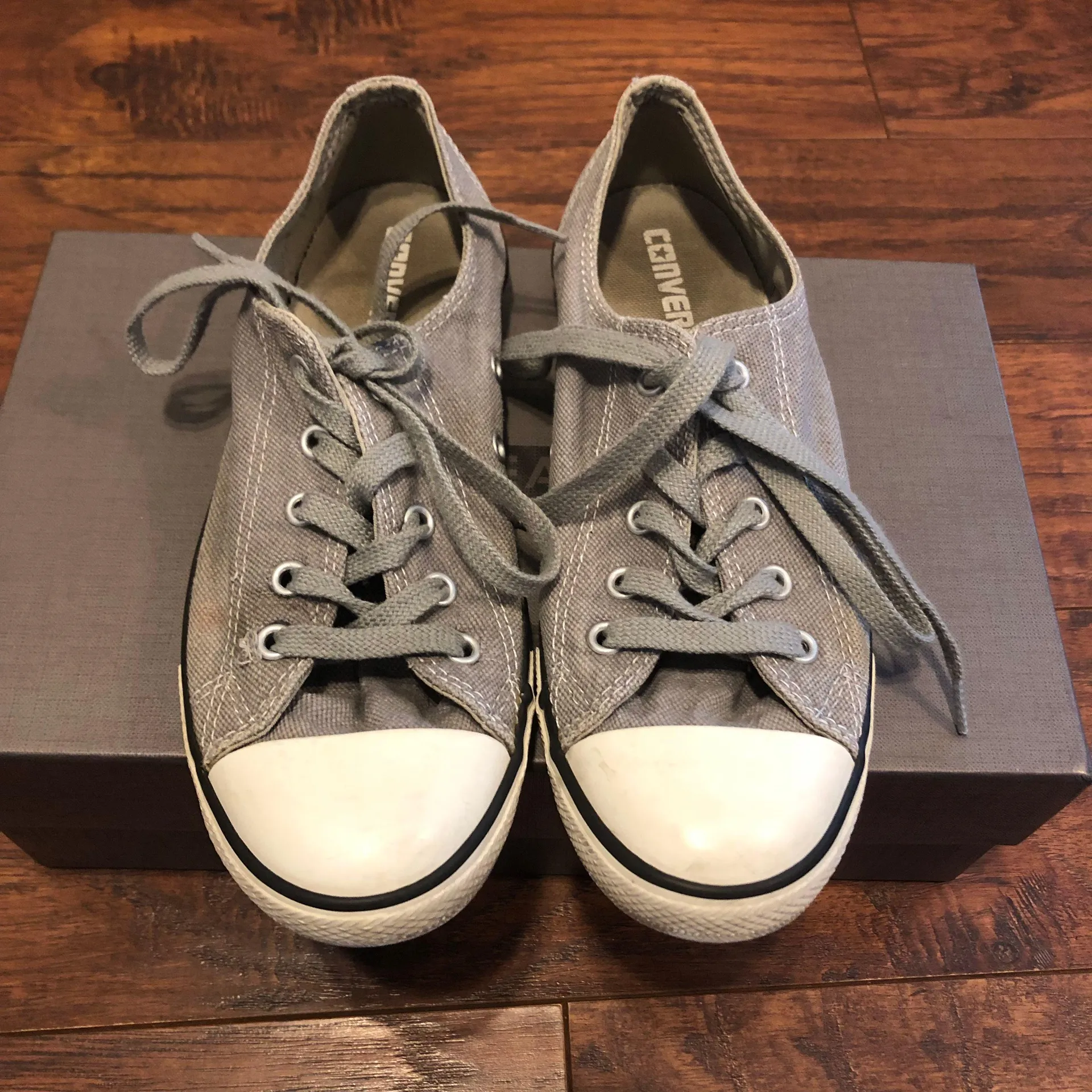 Low Top Gray Shoes Sneakers - Image 2