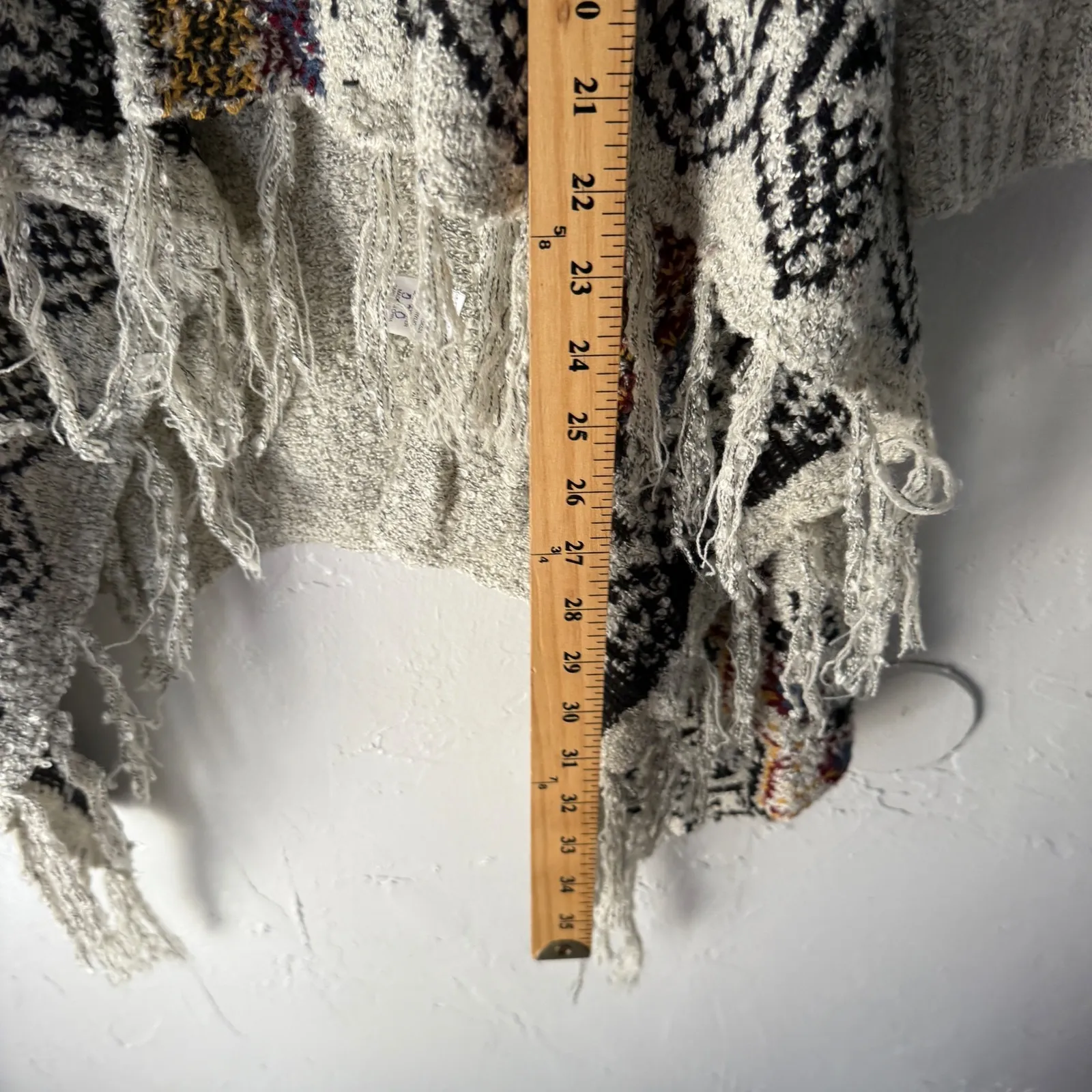 Eyeshadows Boho Geometric Fringe Kimono Cardigan Sweater Women's Small Western Gray - Image 7