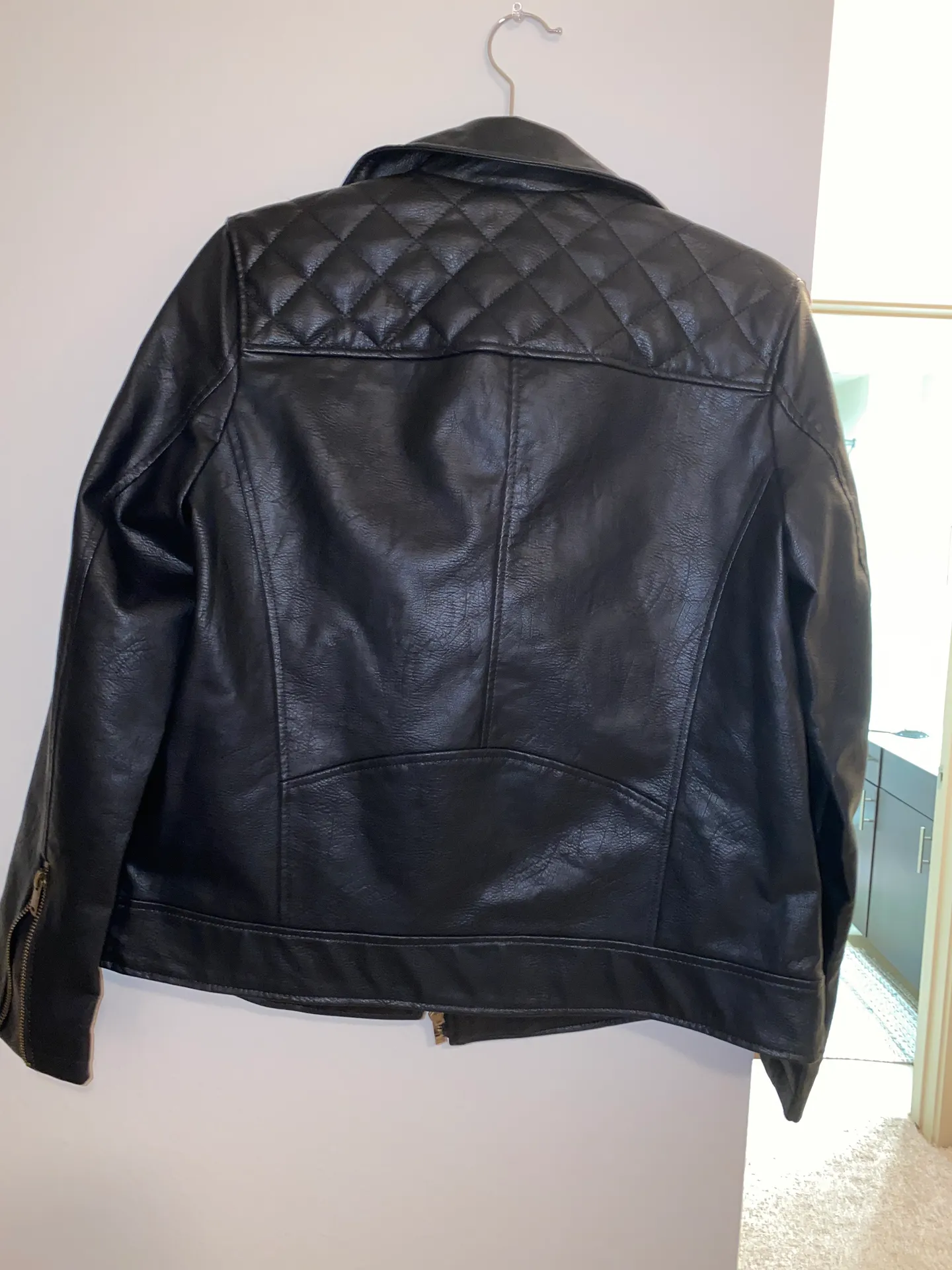 Universal Thread Leather Jacket - Image 3