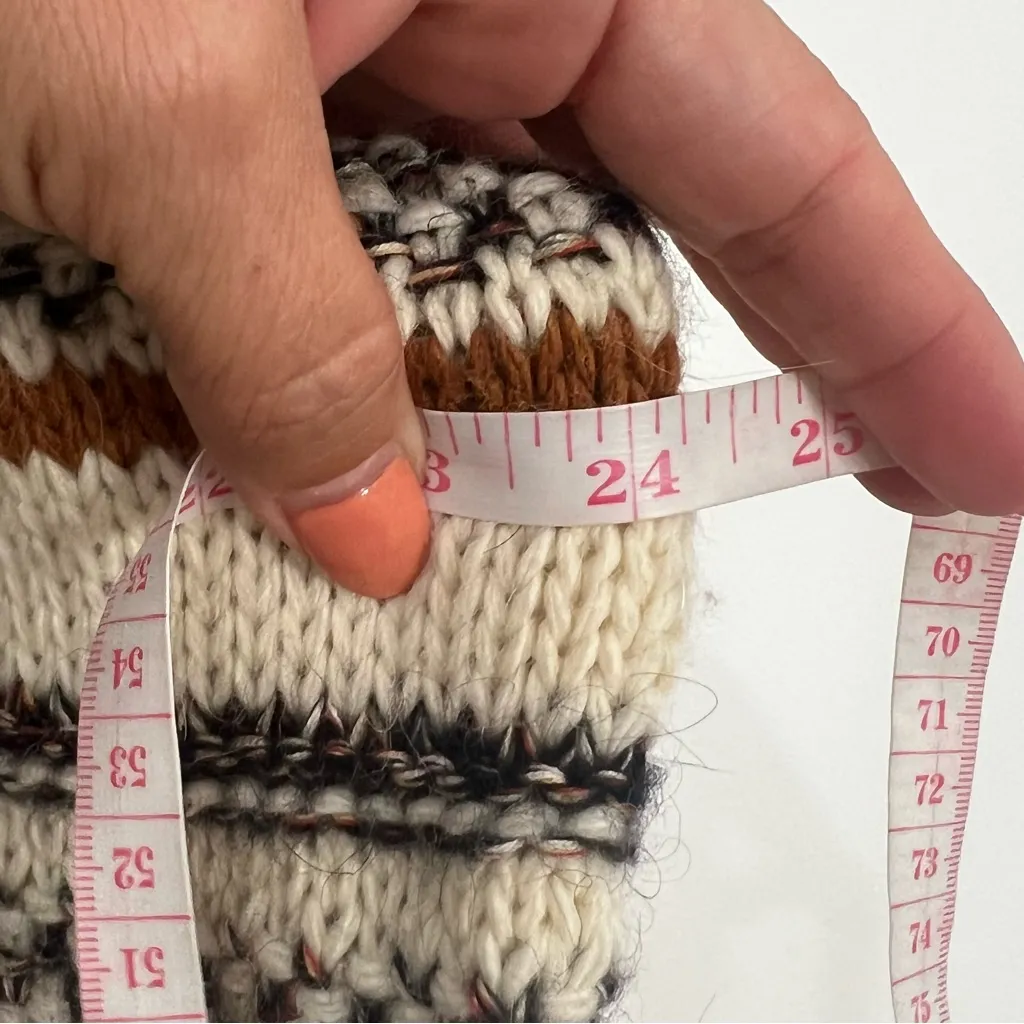 ELSAMANDA wool mohair alpaca blend chunky knit sweater Women’s SIZE MEDIUM cozy Tan - Image 7