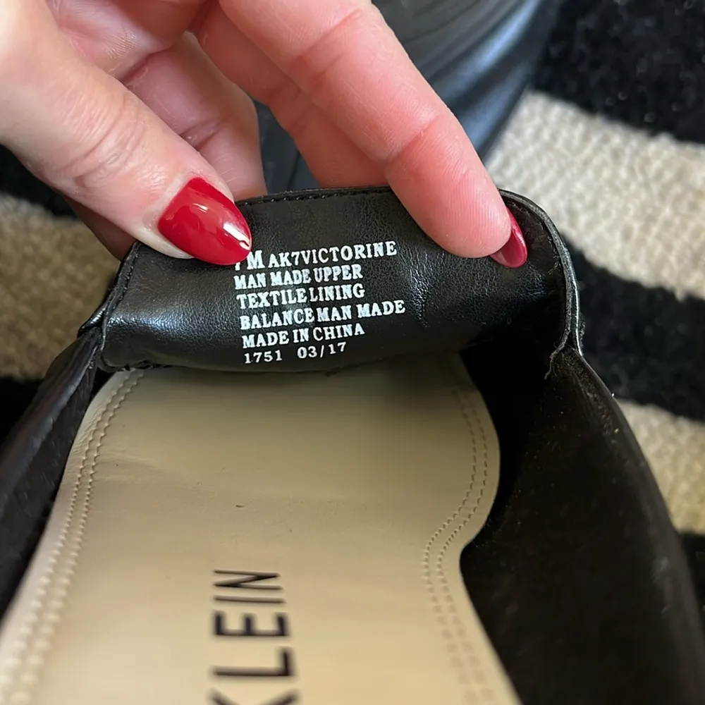 Anne Klein Black Tassel Loafer Mules - Image 7