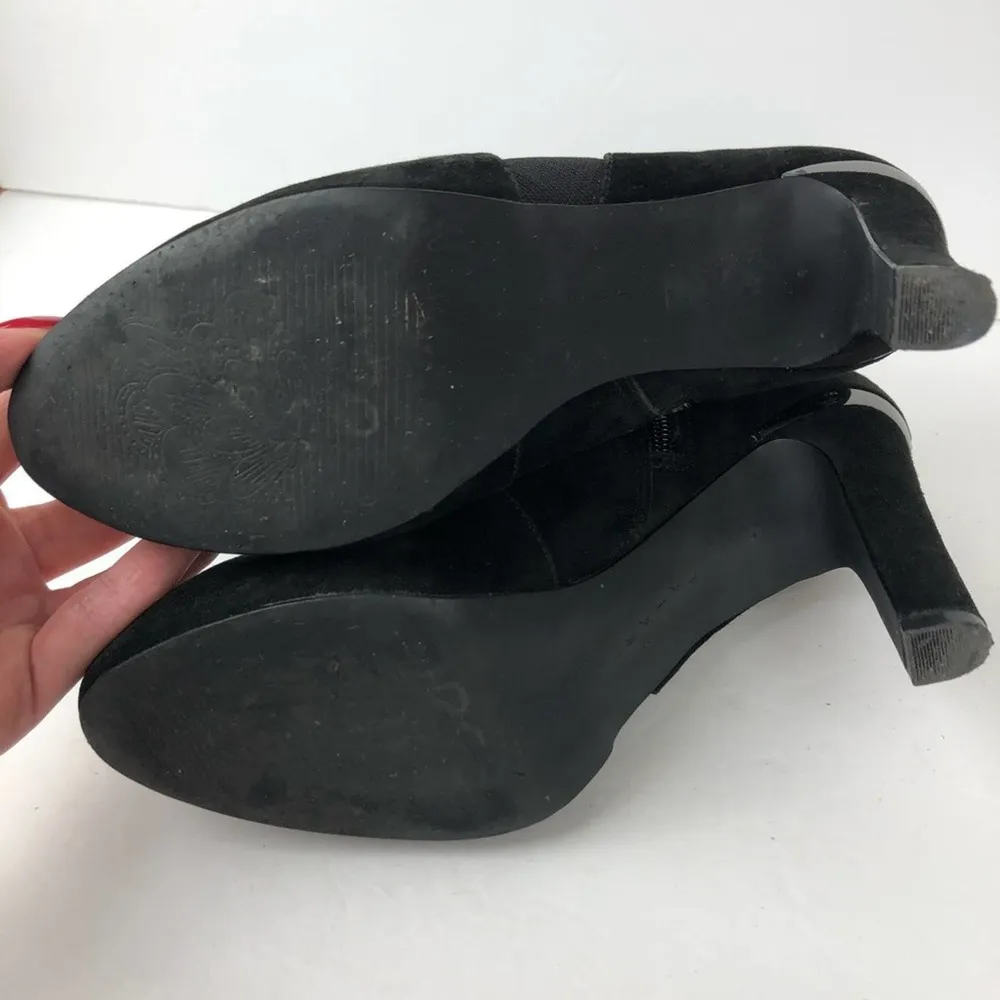 Tahari Suzi Suede Ankle Bootie in Black Size 6 - Image 12