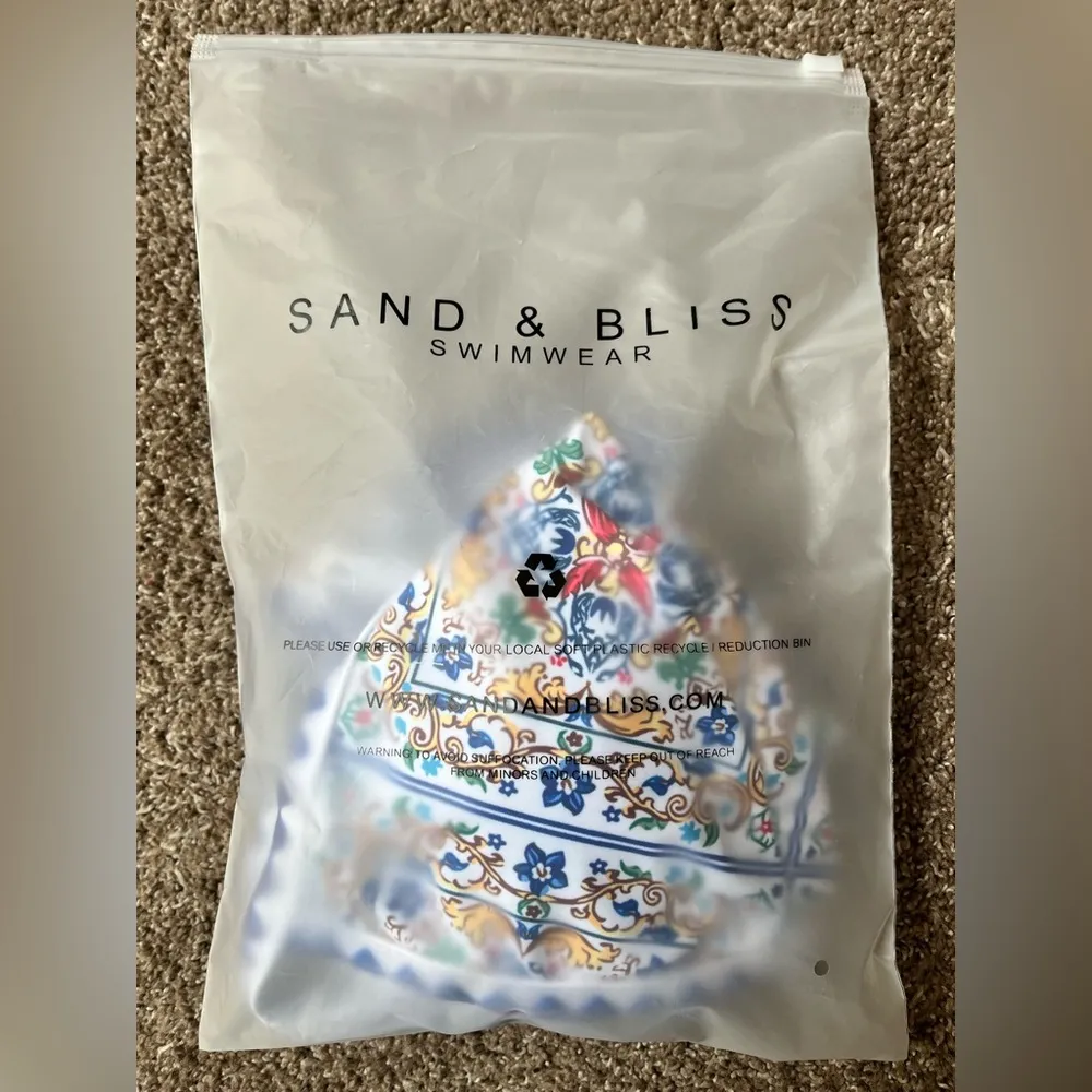 NEW Sand & Bliss Triangle High Cut Mosaic Bikini Blue - Image 10