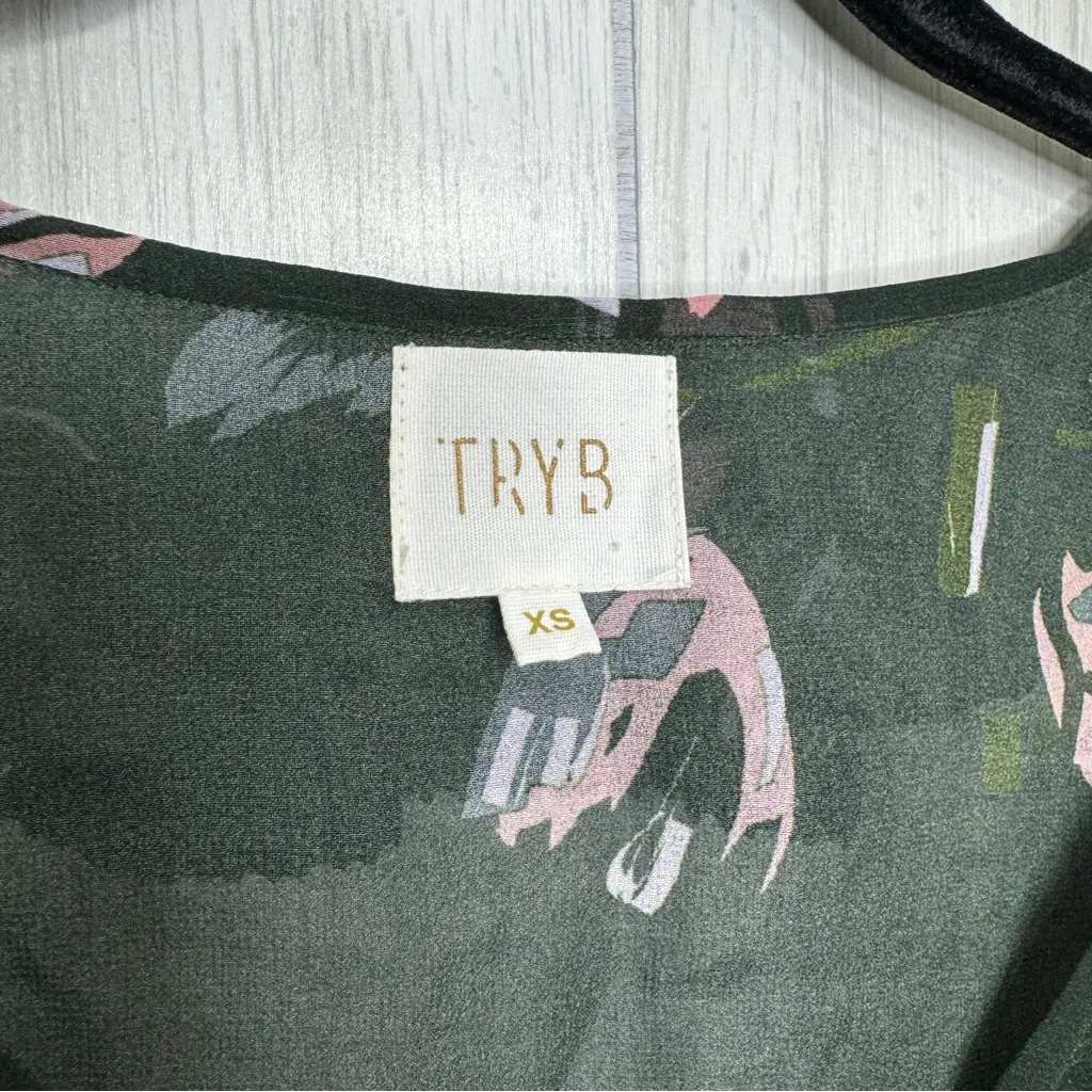 Anthropologie Tryb 100% Silk Floral Sheer Peasant Top Blouse size XS Extra Small - Image 10