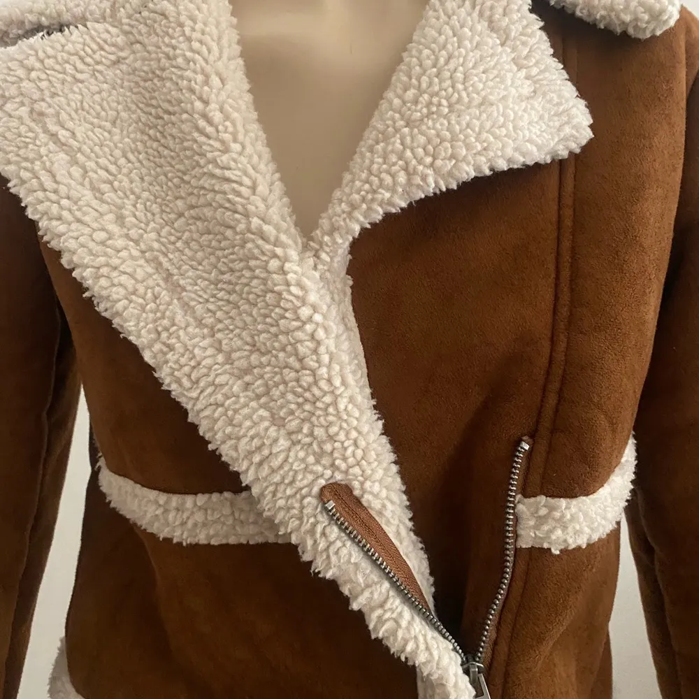 🛍WINTER COAT AS SHOWN SIZE S 4-6🛍 - Image 3