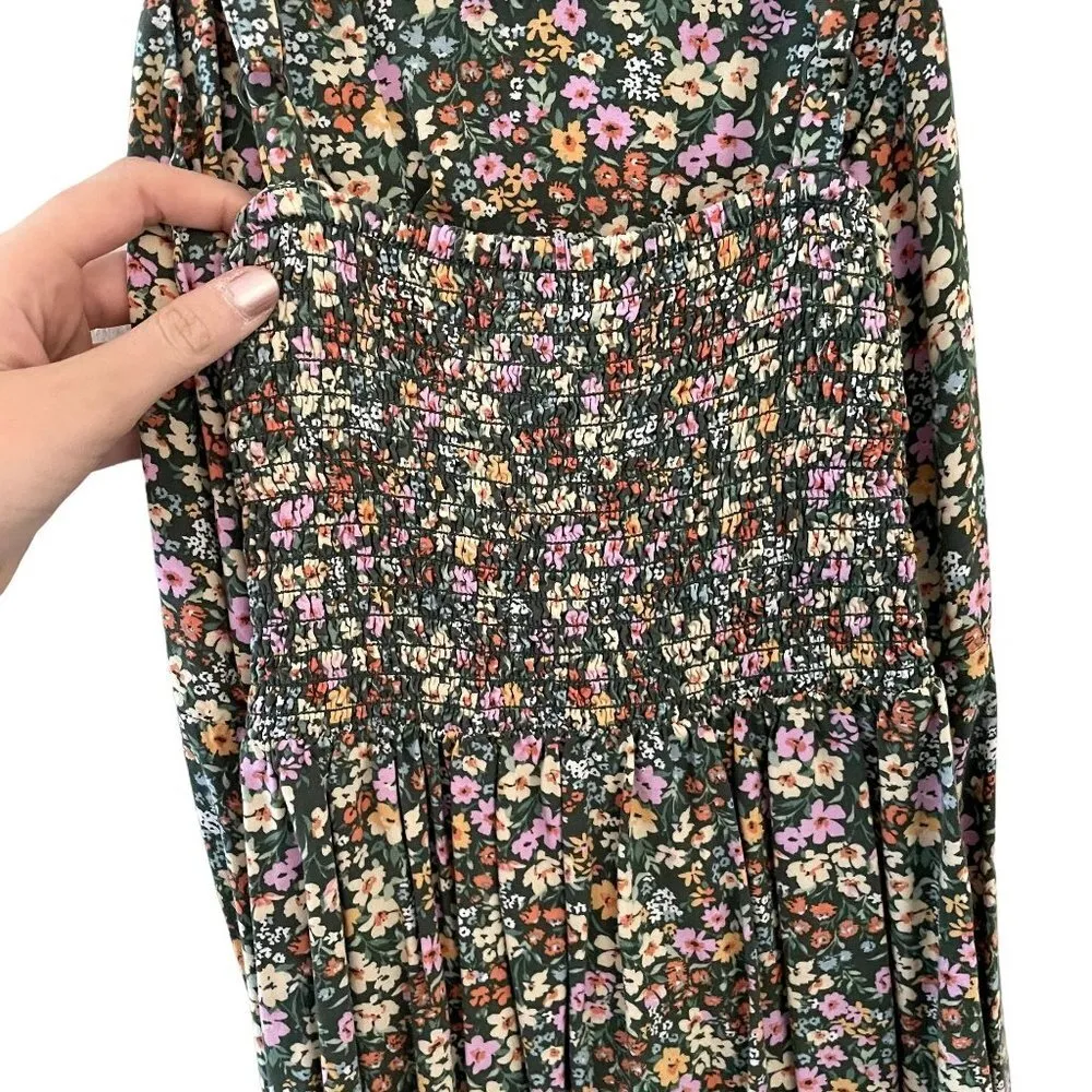 Old Navy floral green summer sundress spaghetti straps princess neckline - Image 6