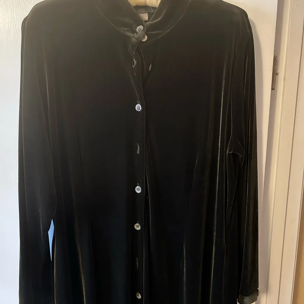 Vintage women’s velvet Orvis dress. Size 16. Used in great condition. - Image 3
