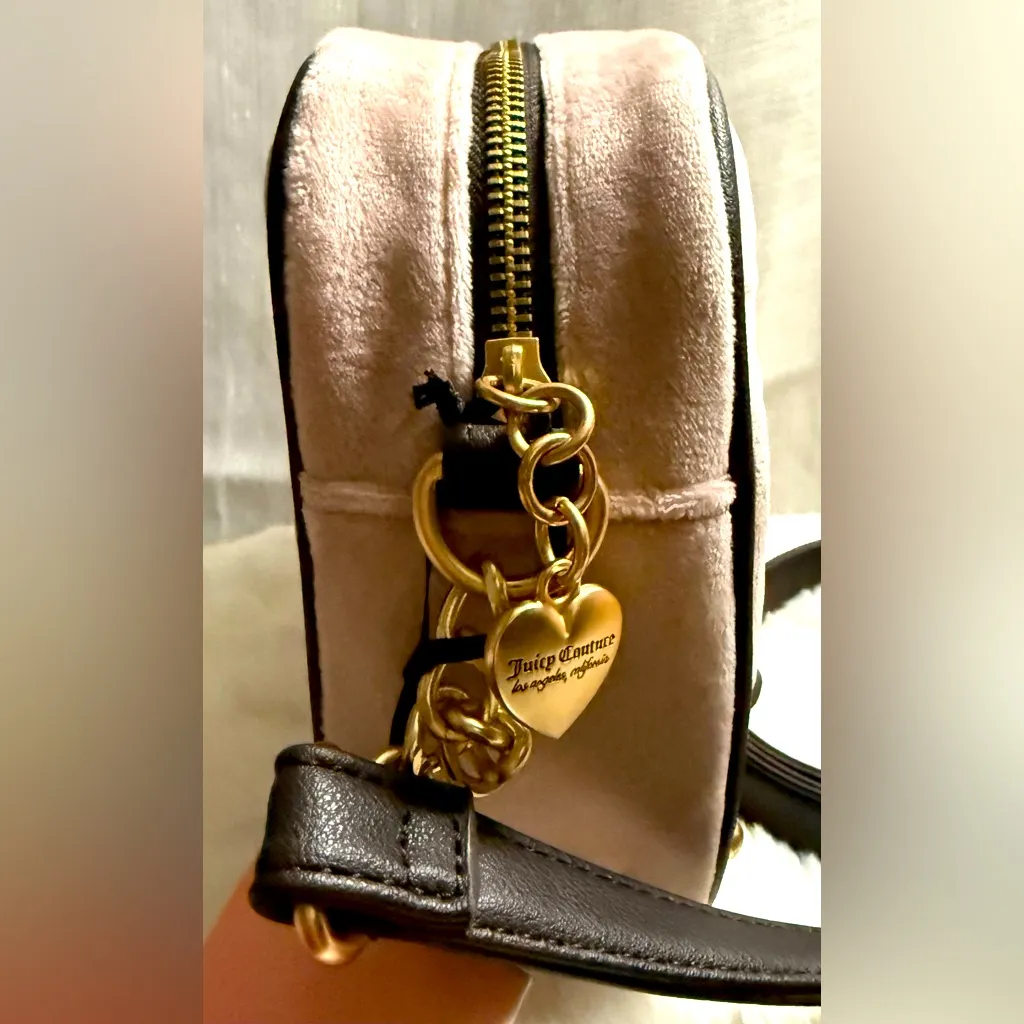 NEW Juicy Couture Fuzzy Pink Crossbody Bag - Image 2
